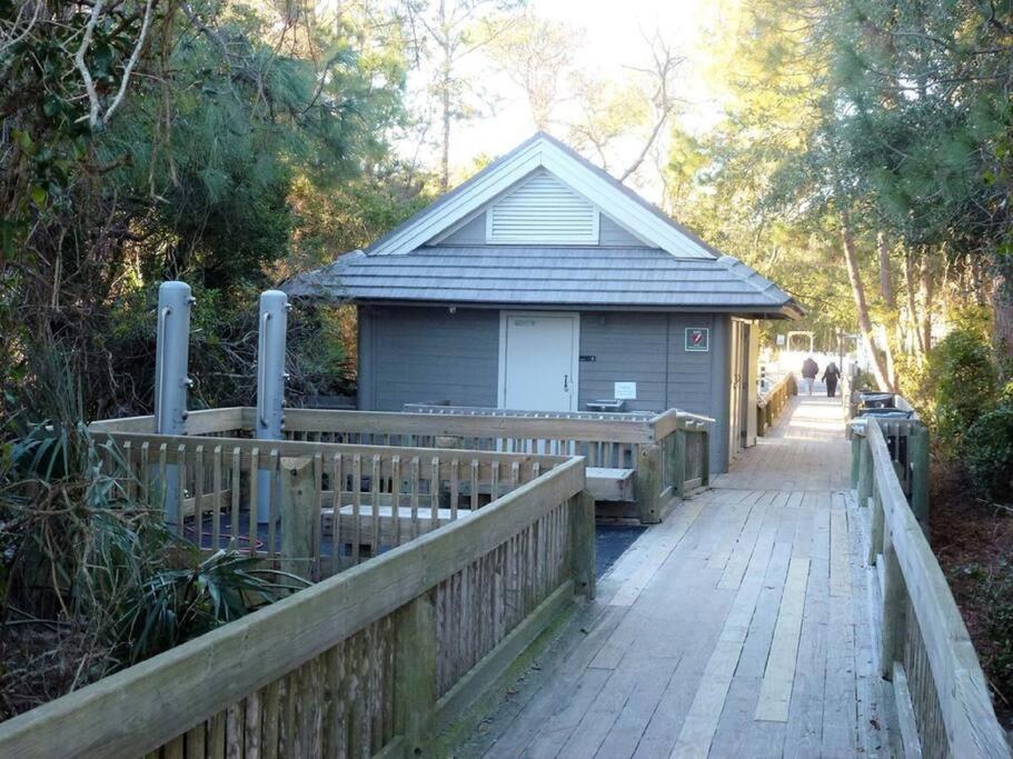 Cute 2 Bedroom, 2 Bath Condo At Folly Field Beach Hilton Head Island Εξωτερικό φωτογραφία