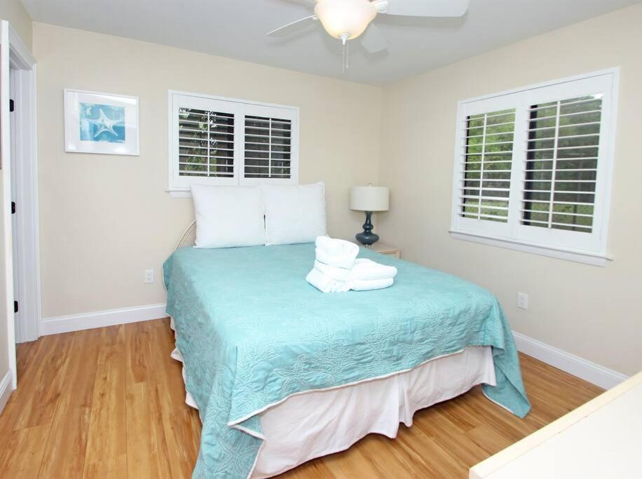 Cute 2 Bedroom, 2 Bath Condo At Folly Field Beach Hilton Head Island Εξωτερικό φωτογραφία