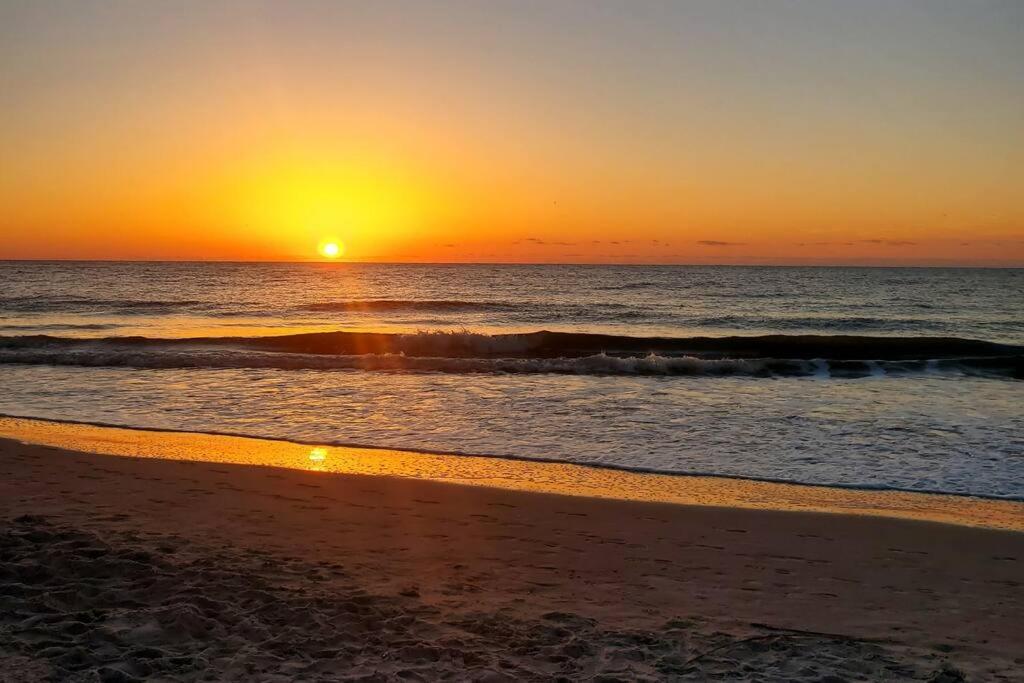Cute 2 Bedroom, 2 Bath Condo At Folly Field Beach Hilton Head Island Εξωτερικό φωτογραφία